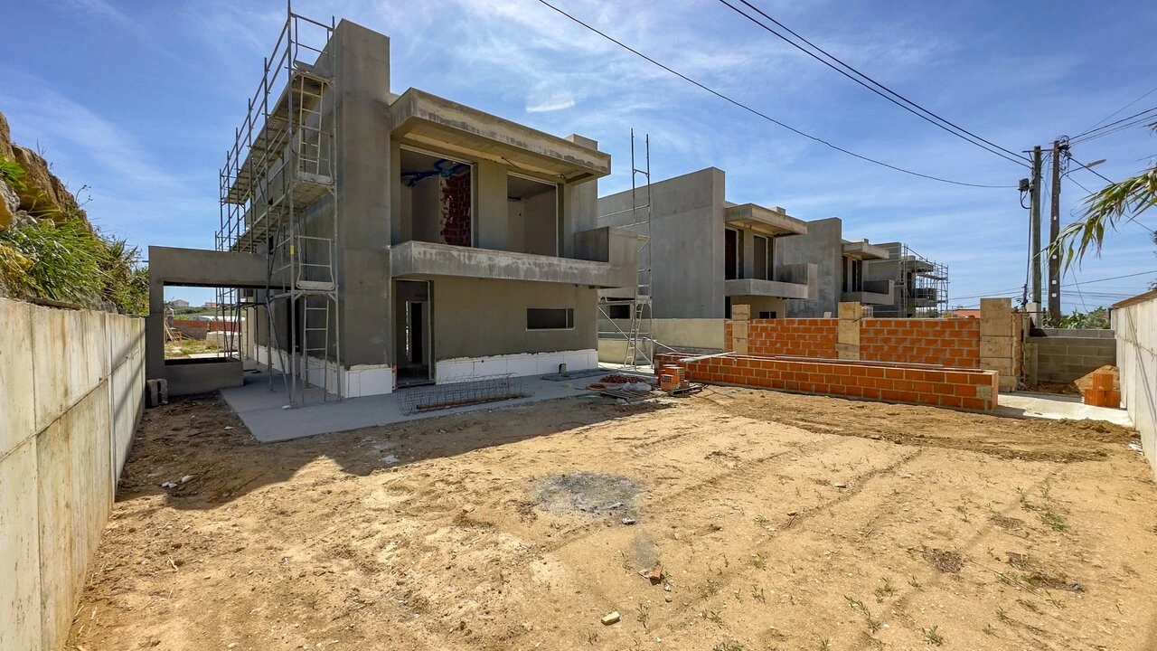Moradia T4 para Venda em Ericeira Foto 2