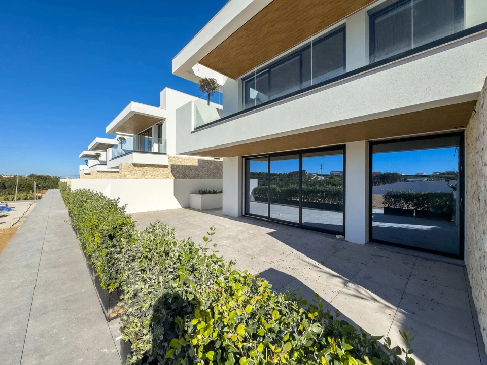 Moradia T4 para Venda em Ericeira Foto 1