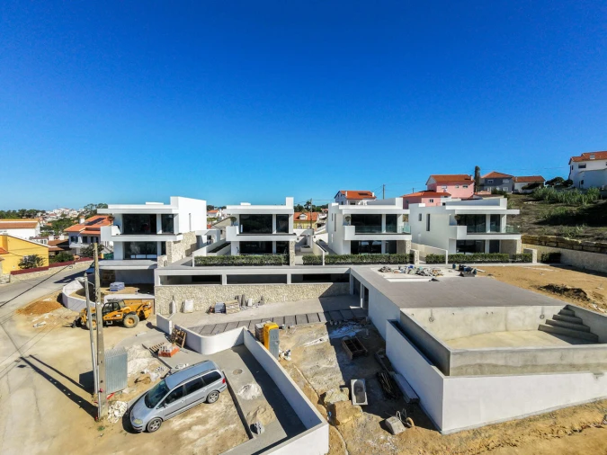 Moradia T4 para Venda em Ericeira Foto 2