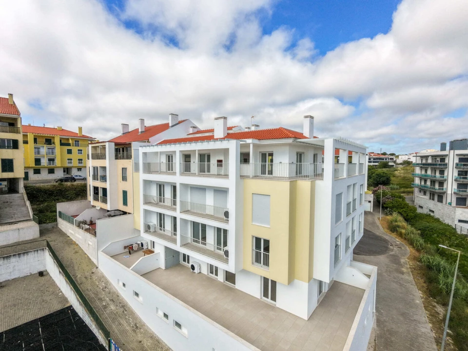 Apartamento T3 para Venda em Ericeira Foto 3