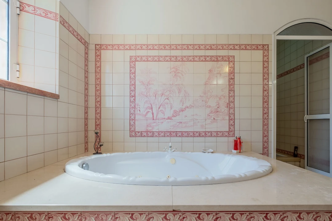 Moradia T4 para Venda em Encarnação Foto 29