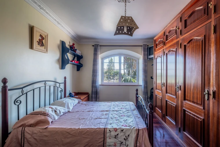 Moradia T4 para Venda em Encarnação Foto 24