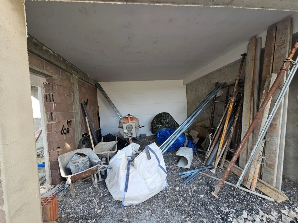 Moradia T3 para Venda em Encarnação Foto 13