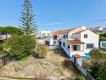 Moradia T9 para Venda em Ericeira