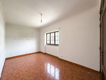 Moradia T9 para Venda em Ericeira