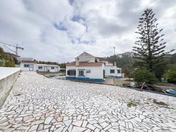 Moradia T9 para Venda em Ericeira