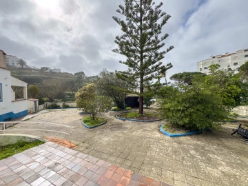 Moradia T9 para Venda em Ericeira
