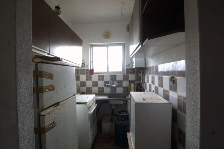 Moradia T2 para Venda em São Pedro da Cadeira Foto 13