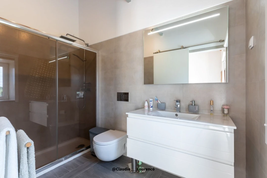 Moradia T5 para Venda em São Pedro da Cadeira Foto 28