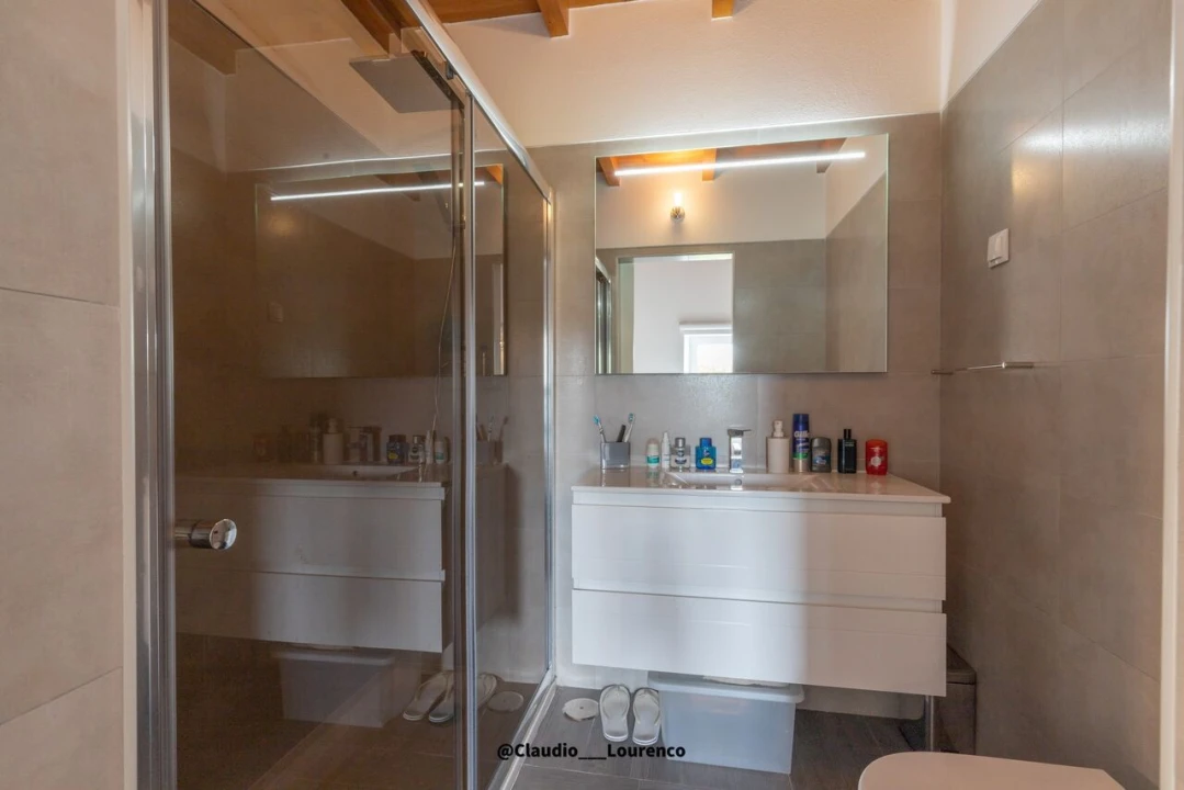 Moradia T5 para Venda em São Pedro da Cadeira Foto 34