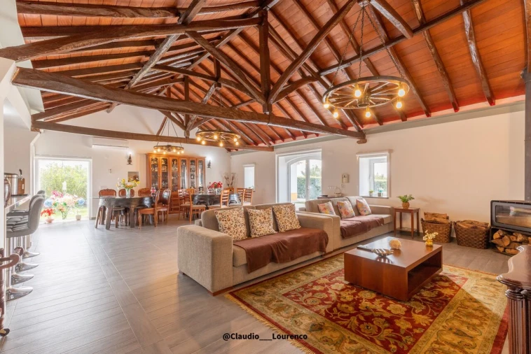 Moradia T5 para Venda em São Pedro da Cadeira Foto 2