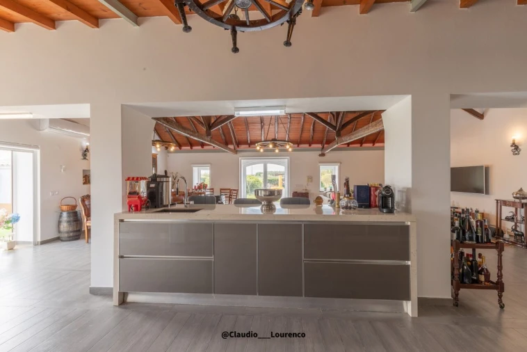 Moradia T5 para Venda em São Pedro da Cadeira Foto 15