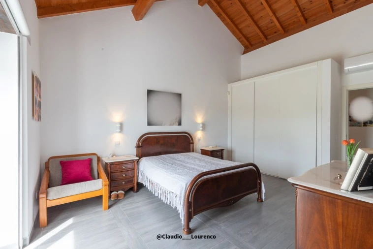 Moradia T5 para Venda em São Pedro da Cadeira Foto 26