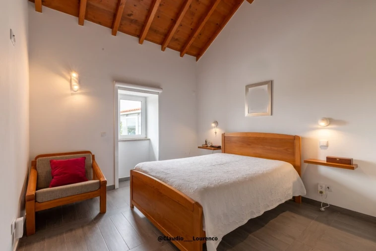 Moradia T5 para Venda em São Pedro da Cadeira Foto 29