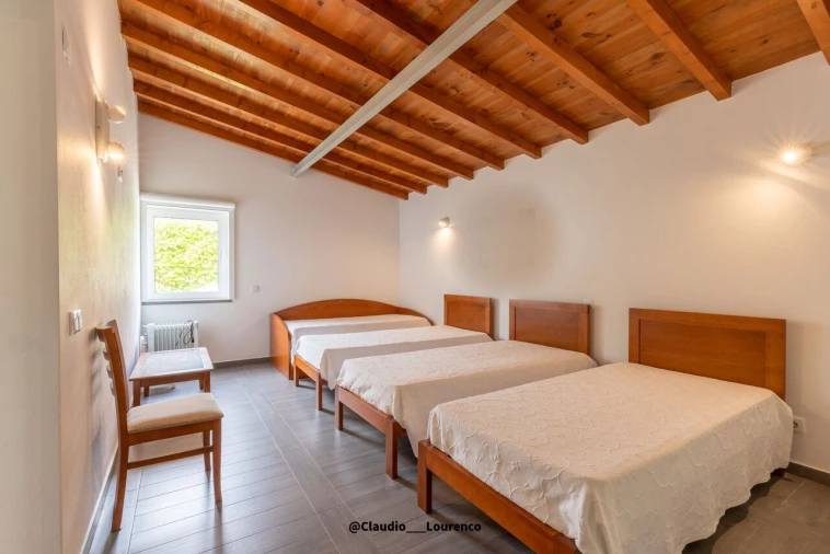 Moradia T5 para Venda em São Pedro da Cadeira Foto 35