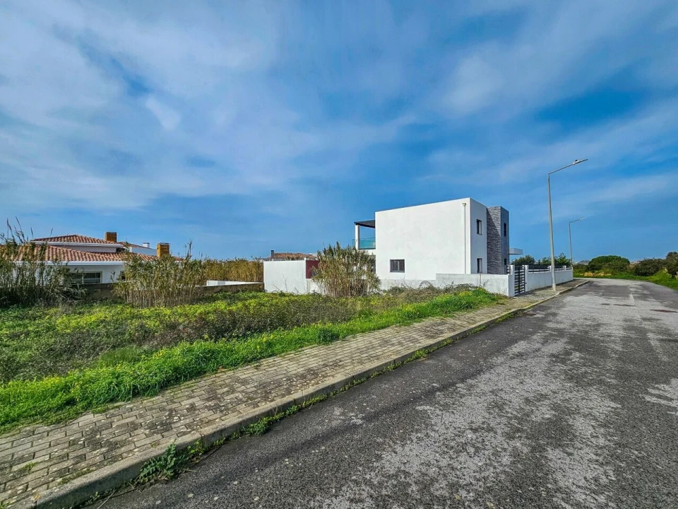 Terreno para Venda em Ericeira Foto 1