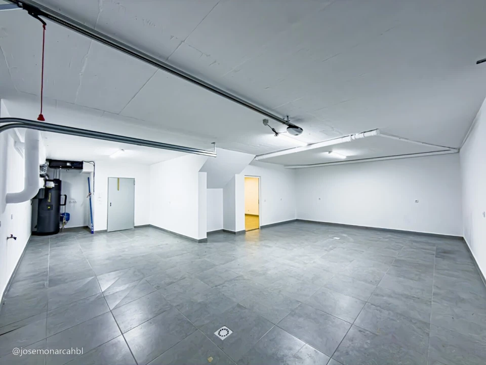 Moradia T4 para Venda em São Pedro da Cadeira Foto 28