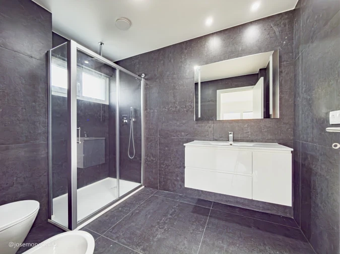 Moradia T4 para Venda em São Pedro da Cadeira Foto 19