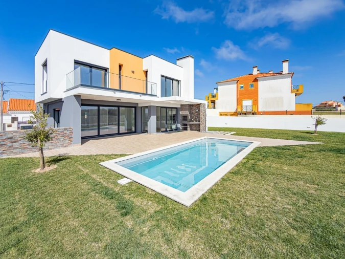 Moradia T4 para Venda em São Pedro da Cadeira Foto 32