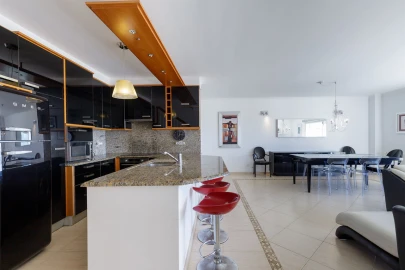 Apartamento T4 para Venda em Ericeira