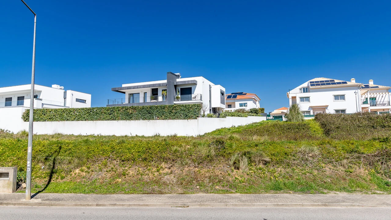 Terreno para Venda em Ericeira Foto 1