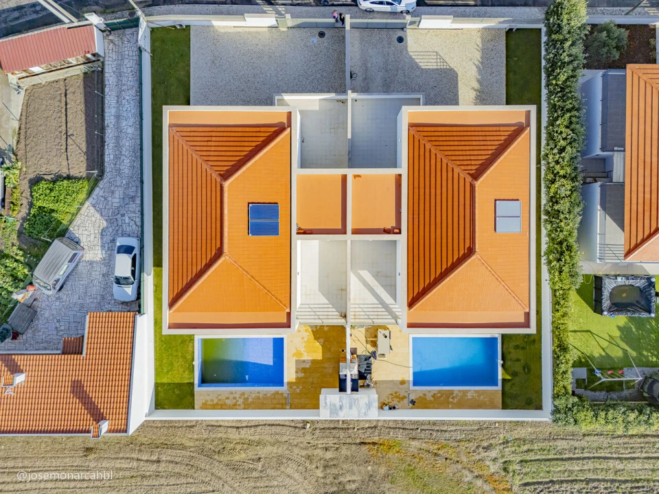 Moradia T4 para Venda em São João das Lampas e Terrugem Foto 47