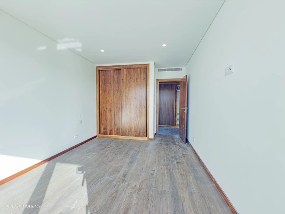 Moradia T4 para Venda em São João das Lampas e Terrugem Foto 25