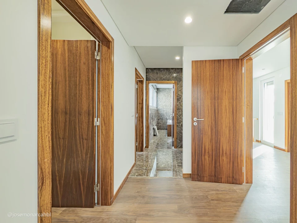 Moradia T4 para Venda em São João das Lampas e Terrugem Foto 33