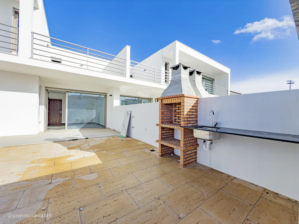 Moradia T4 para Venda em São João das Lampas e Terrugem Foto 39