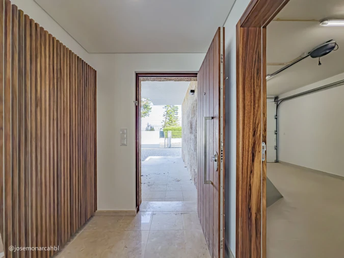 Moradia T4 para Venda em São João das Lampas e Terrugem Foto 5