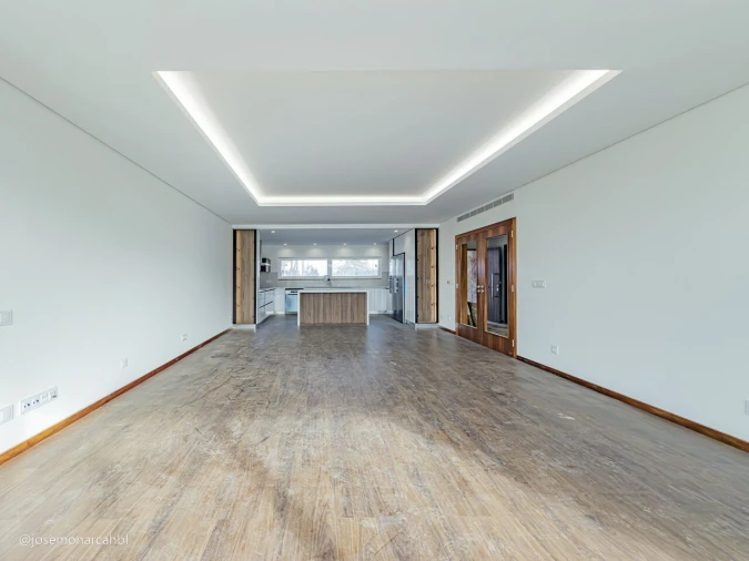 Moradia T4 para Venda em São João das Lampas e Terrugem Foto 7