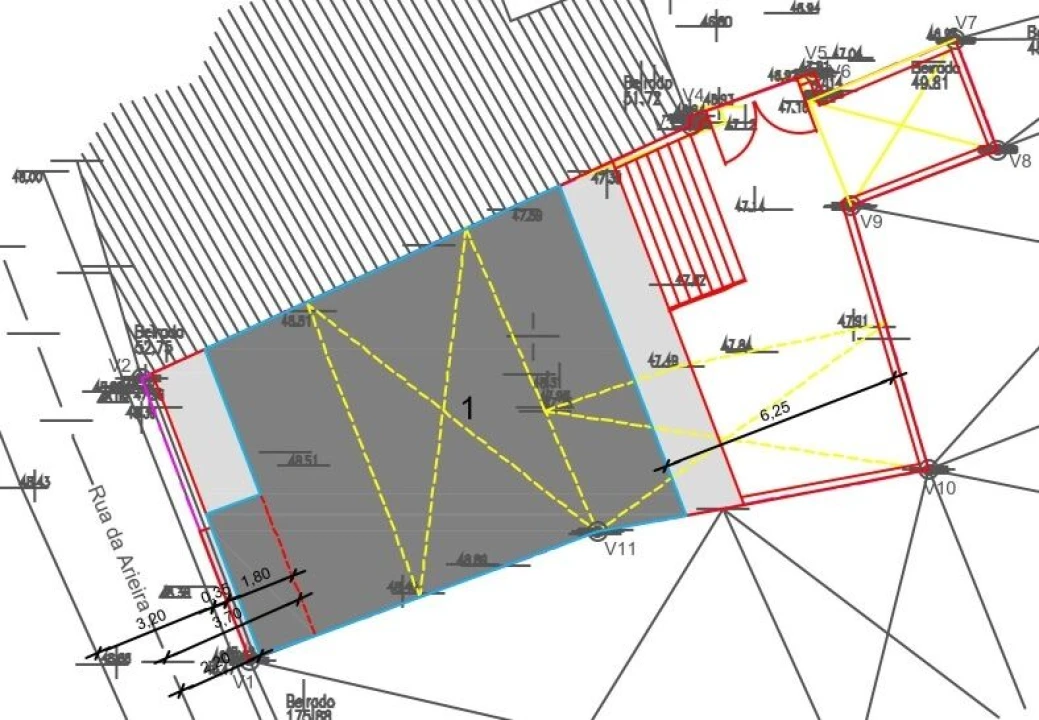 Moradia T4 para Venda em Encarnação Foto 30