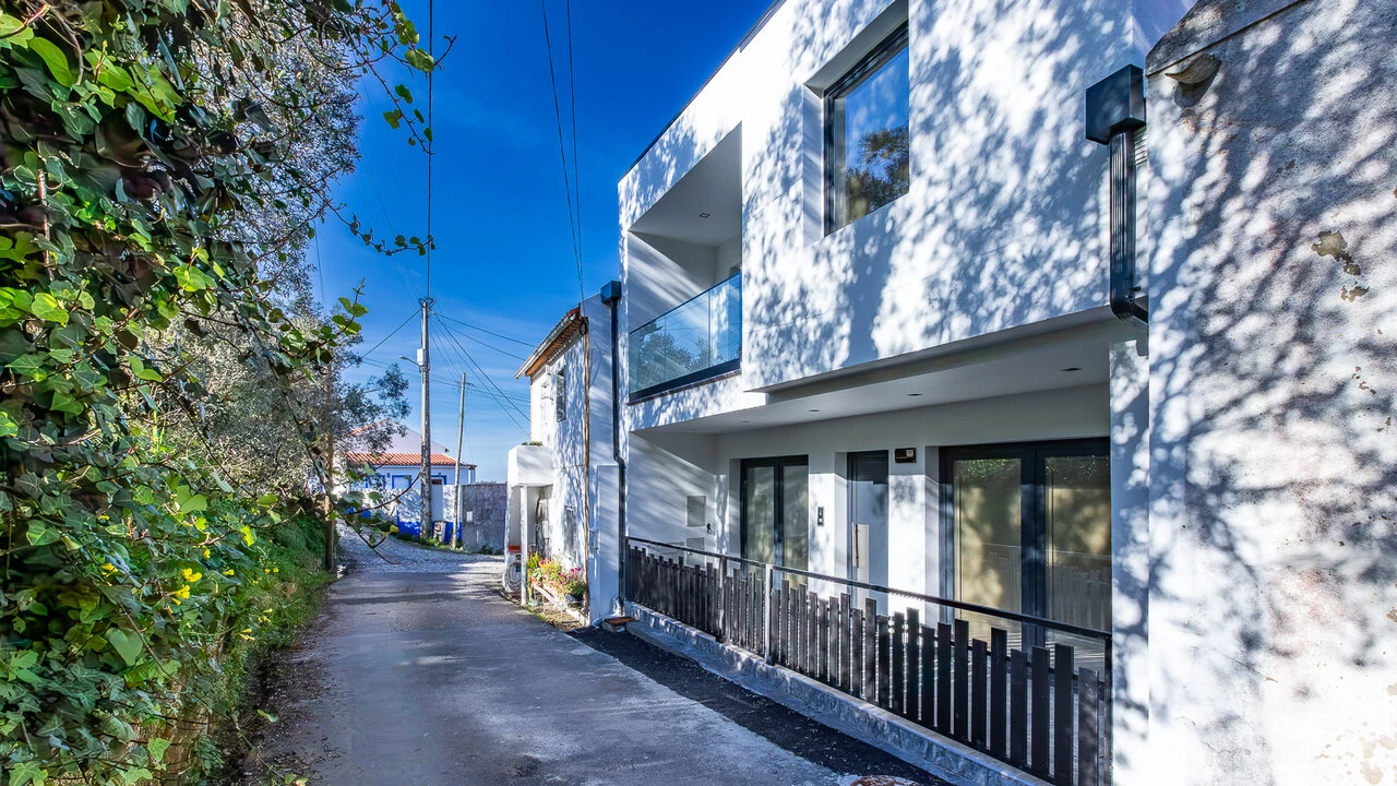 Moradia T4 para Venda em Encarnação Foto 1