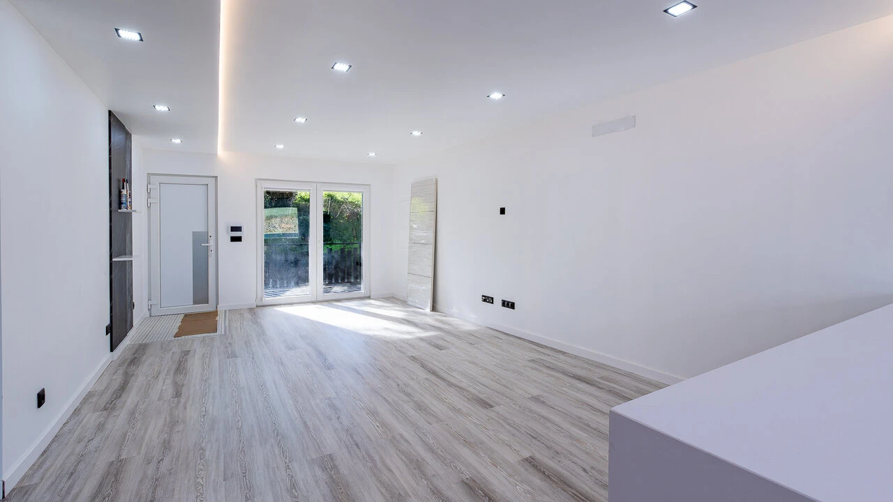 Moradia T4 para Venda em Encarnação Foto 7