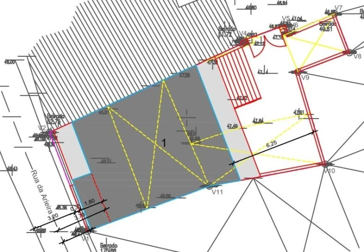 Moradia T4 para Venda em Encarnação Foto 30