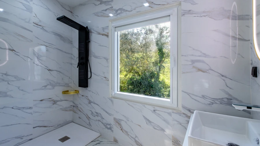 Moradia T4 para Venda em Encarnação Foto 23