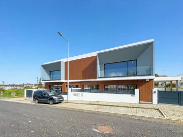Moradia T4 para Venda em Mafra