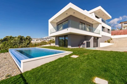 Moradia T3 para Venda em Ericeira