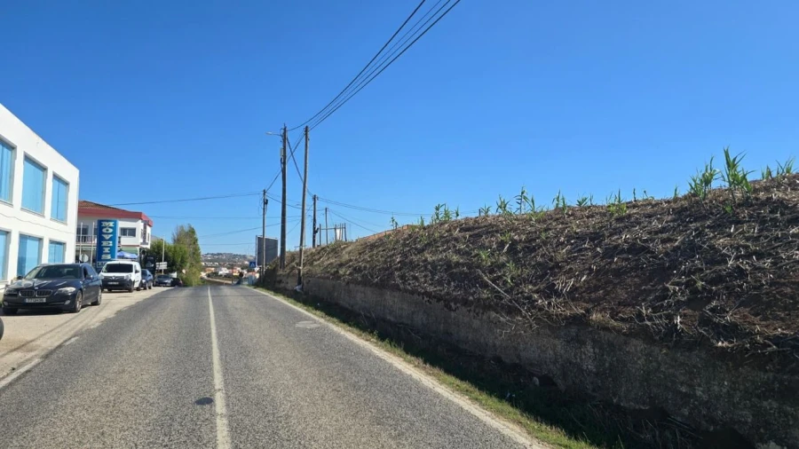 Terreno para Venda em Ventosa Foto 7