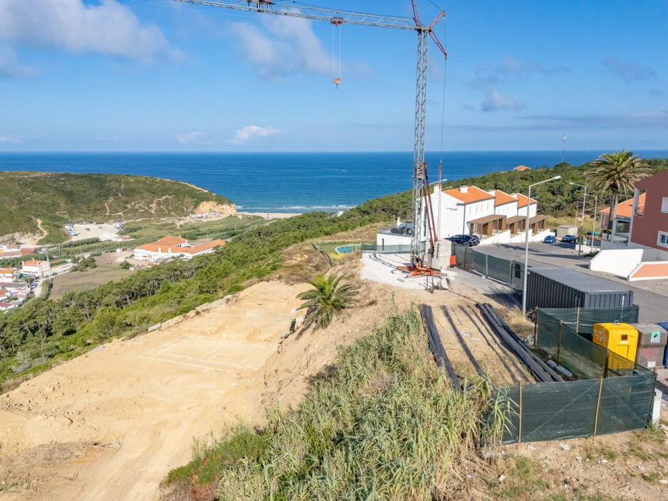 Moradia T3 para Venda em Carvoeira Foto 21