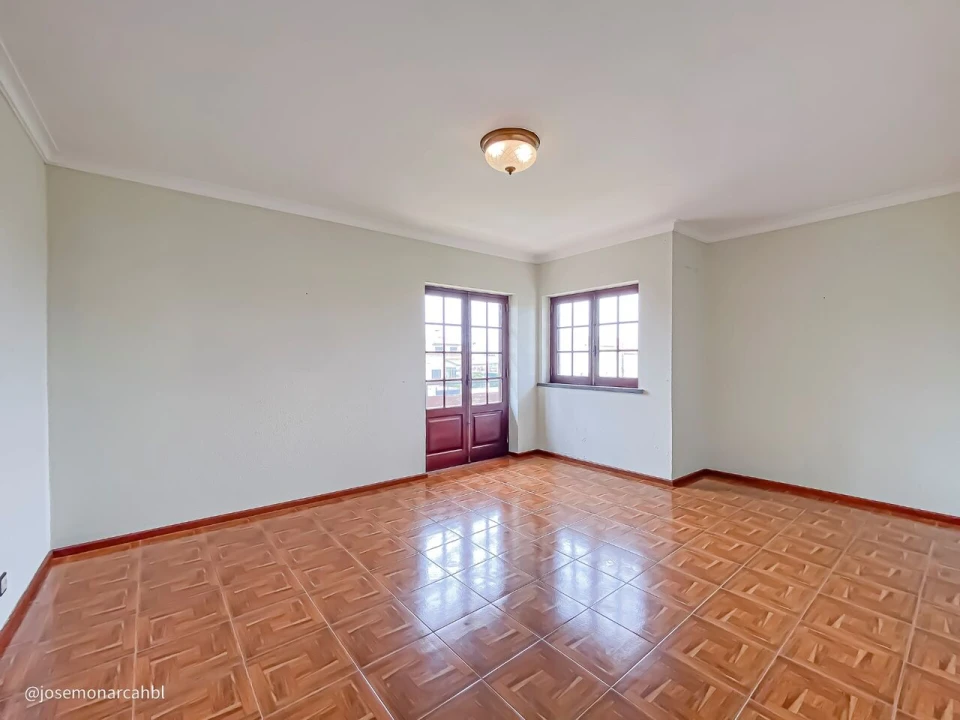 Moradia T3 para Venda em São João das Lampas e Terrugem Foto 27