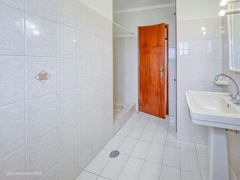 Moradia T3 para Venda em São João das Lampas e Terrugem Foto 30