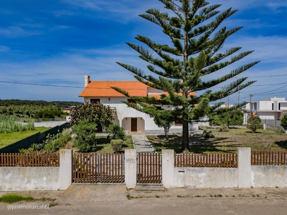 Moradia T3 para Venda em São João das Lampas e Terrugem Foto 32