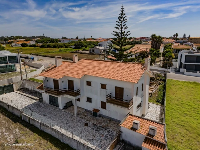 Moradia T3 para Venda em São João das Lampas e Terrugem Foto 34