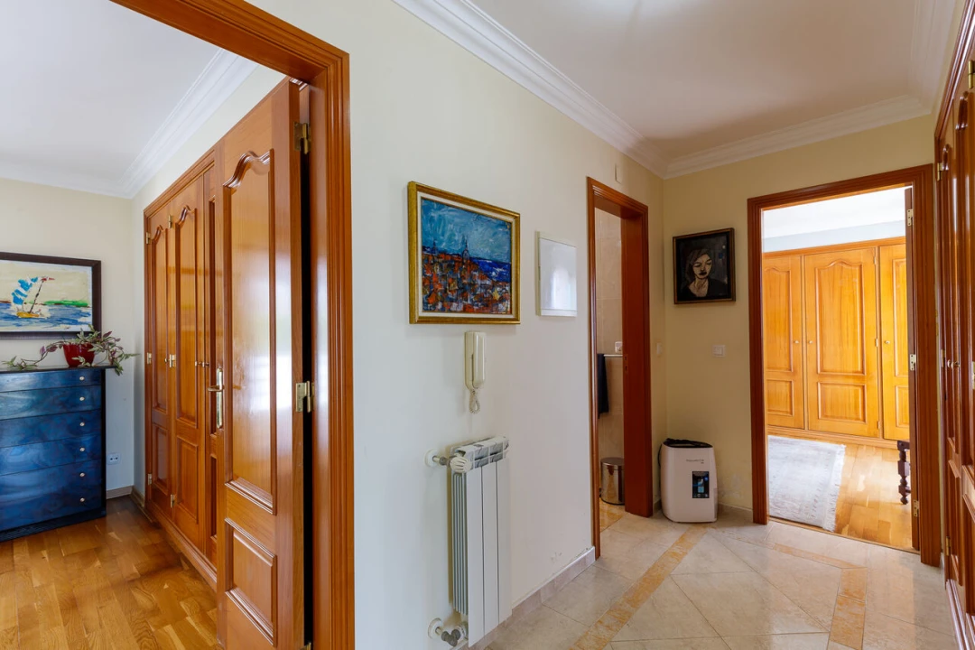 Moradia T5 para Venda em Ericeira Foto 14