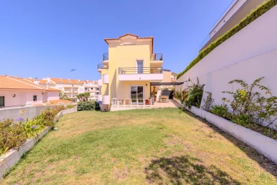 Moradia T5 para Venda em Ericeira