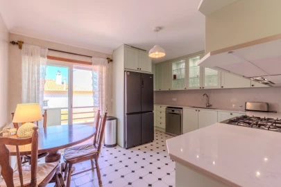 Moradia T5 para Venda em Ericeira