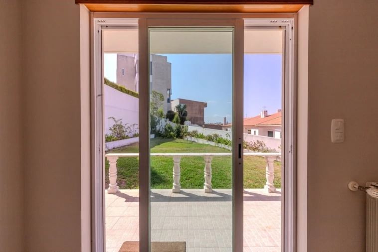 Moradia T5 para Venda em Ericeira Foto 11