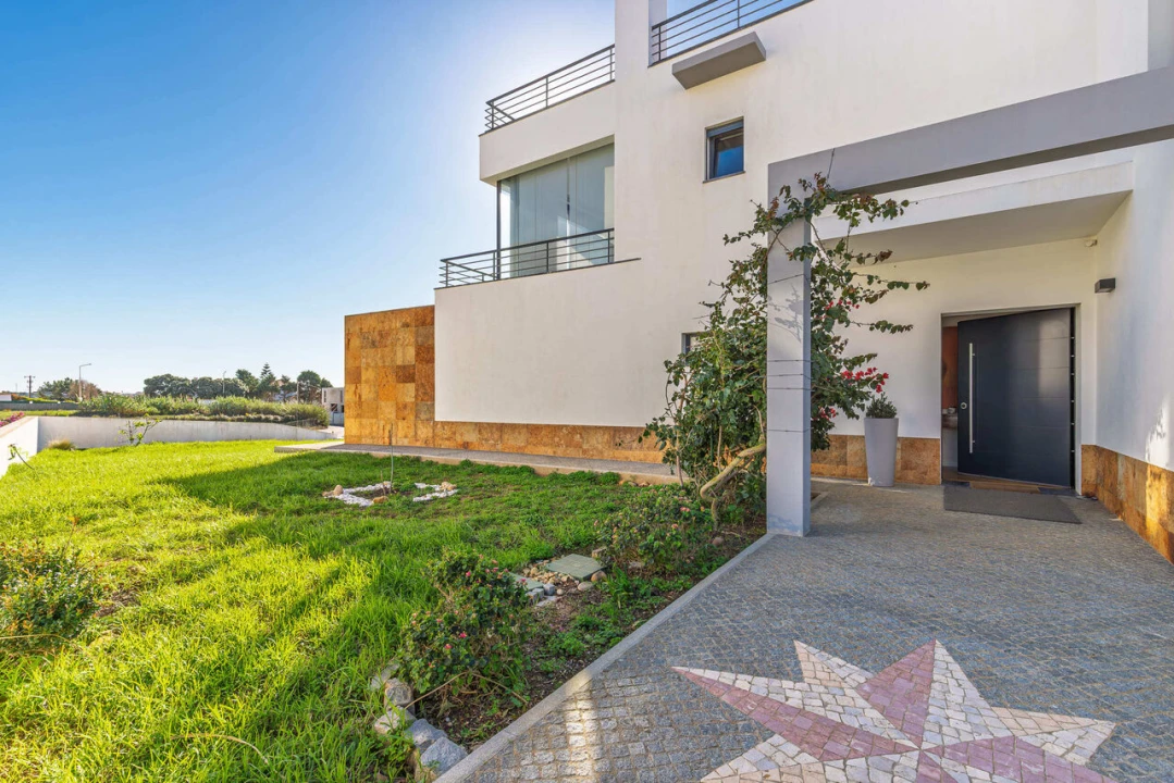 Moradia T3 para Venda em Santo Isidoro Foto 6