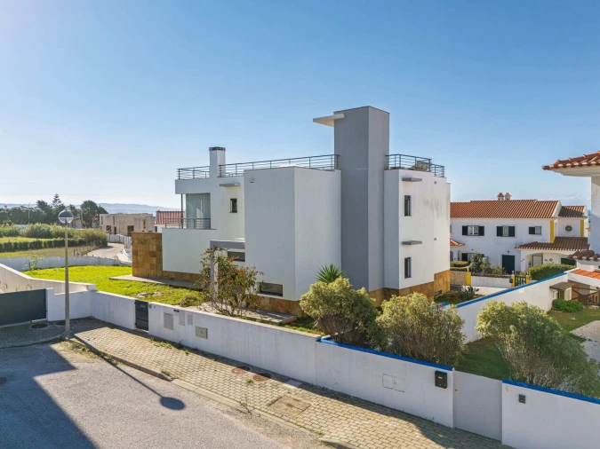 Moradia T3 para Venda em Santo Isidoro Foto 5